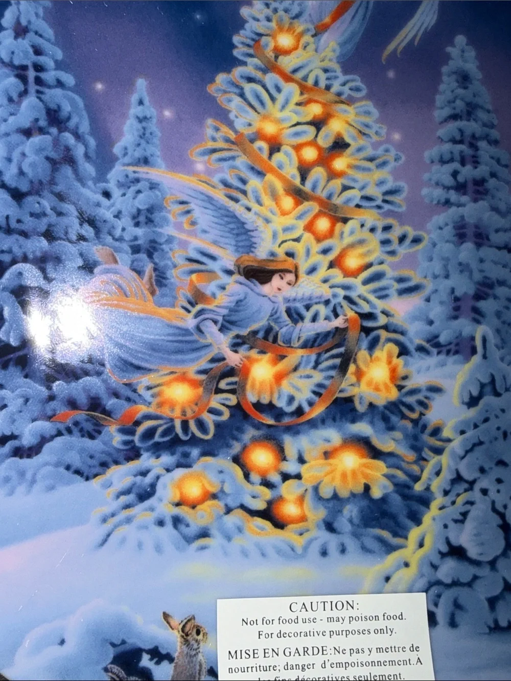 Avon 2005 Decorative Holiday Plate - with 22K Gold trim.
